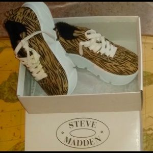Steve Madden Zen Tiger Wedge Sneaker
